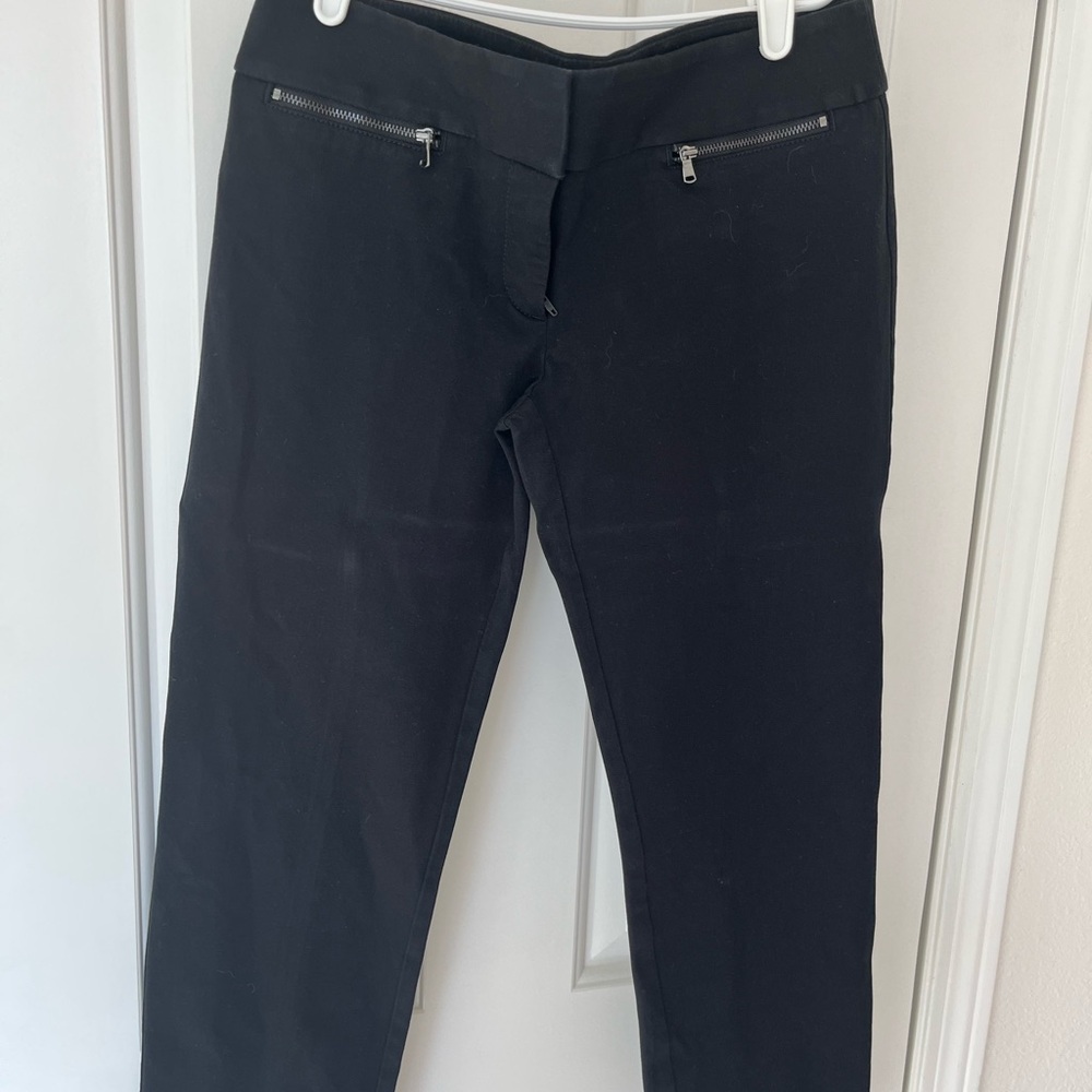 Loft Marisa Cropped Black Pants with Zipper Pockets. Size 2.